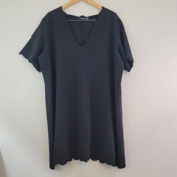 Boohoo Womens Size 22 Scallop Edge V Neck Black Shift Short Dress Tunic Stretch - Picture 11 of 11